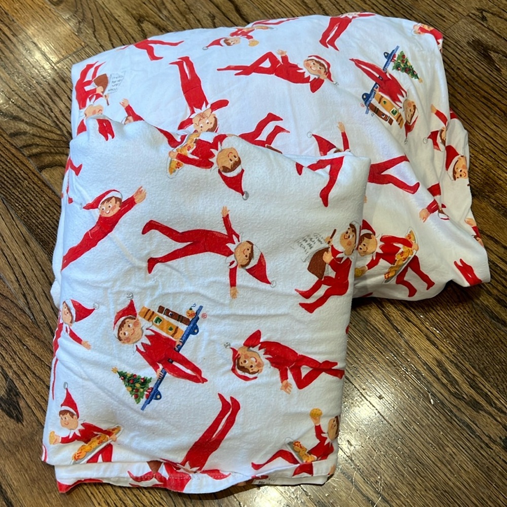 Pottery Barn Kids elf on the shelf Full sheets